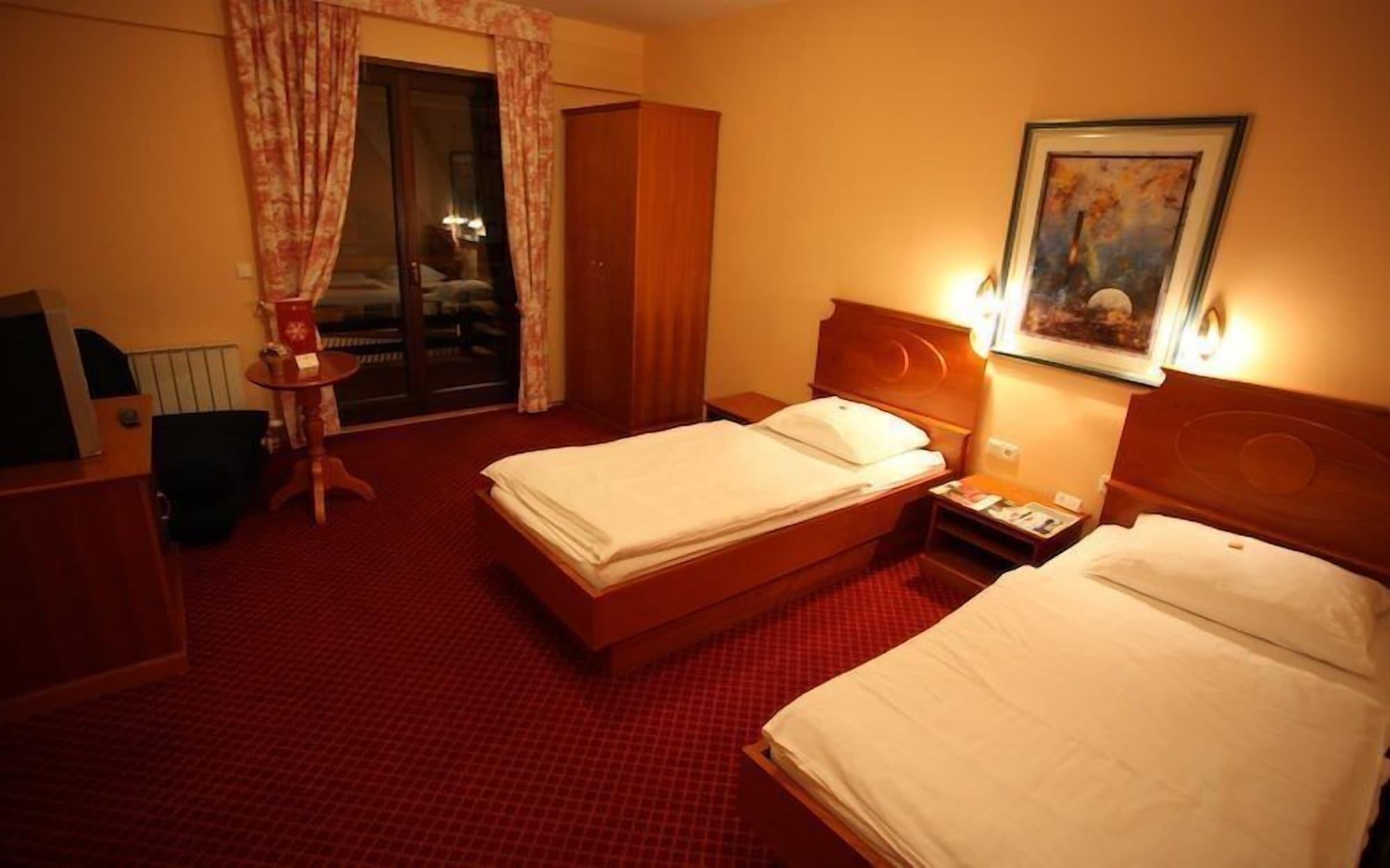 Hotel Pahuljica Vlasic Dış mekan fotoğraf